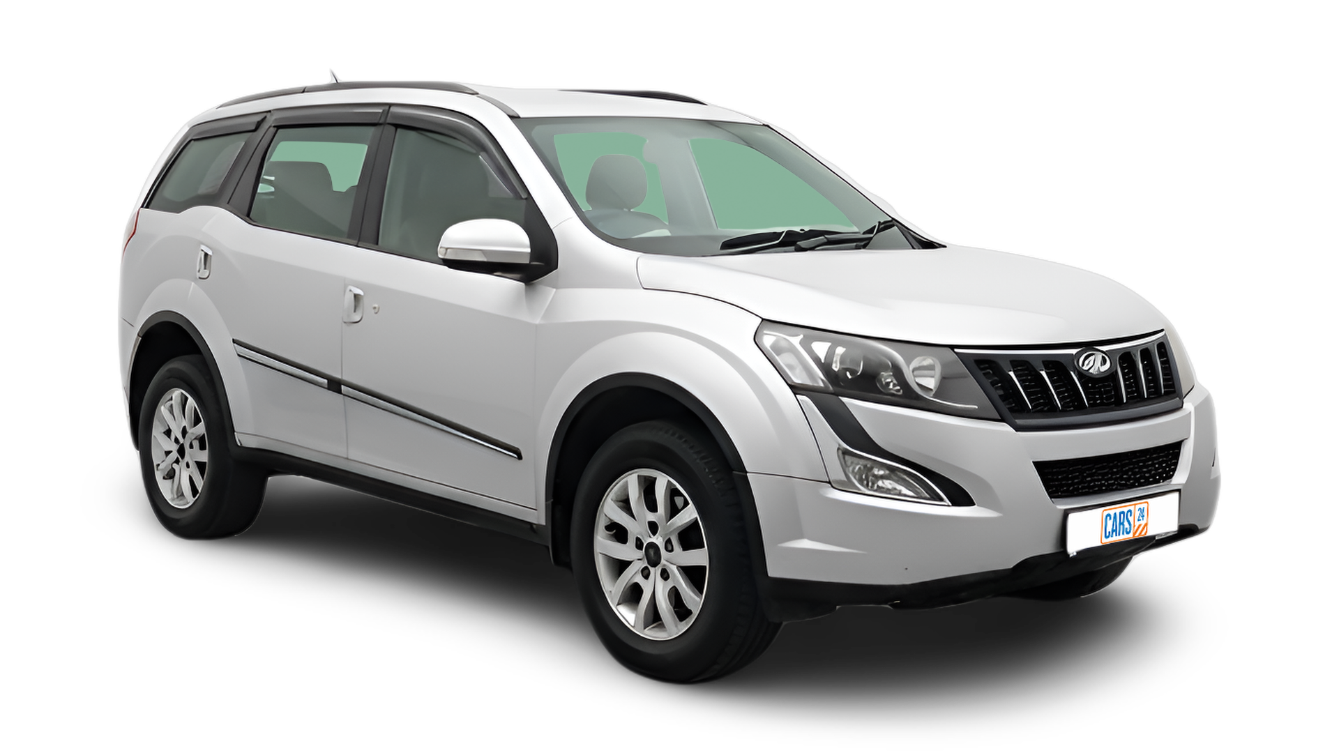 Mahindra XUV500-img